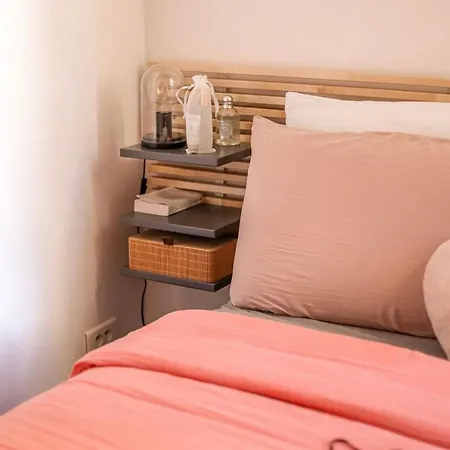 2 Quiet & Bright Near The Croisette Apartamento